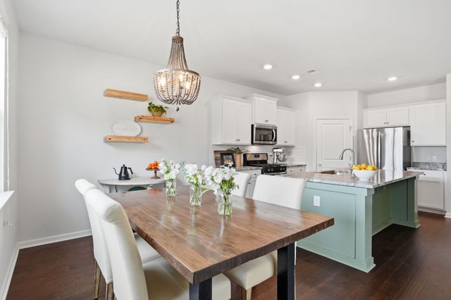 3822 Sawmill Court, Mount Pleasant, SC 29429