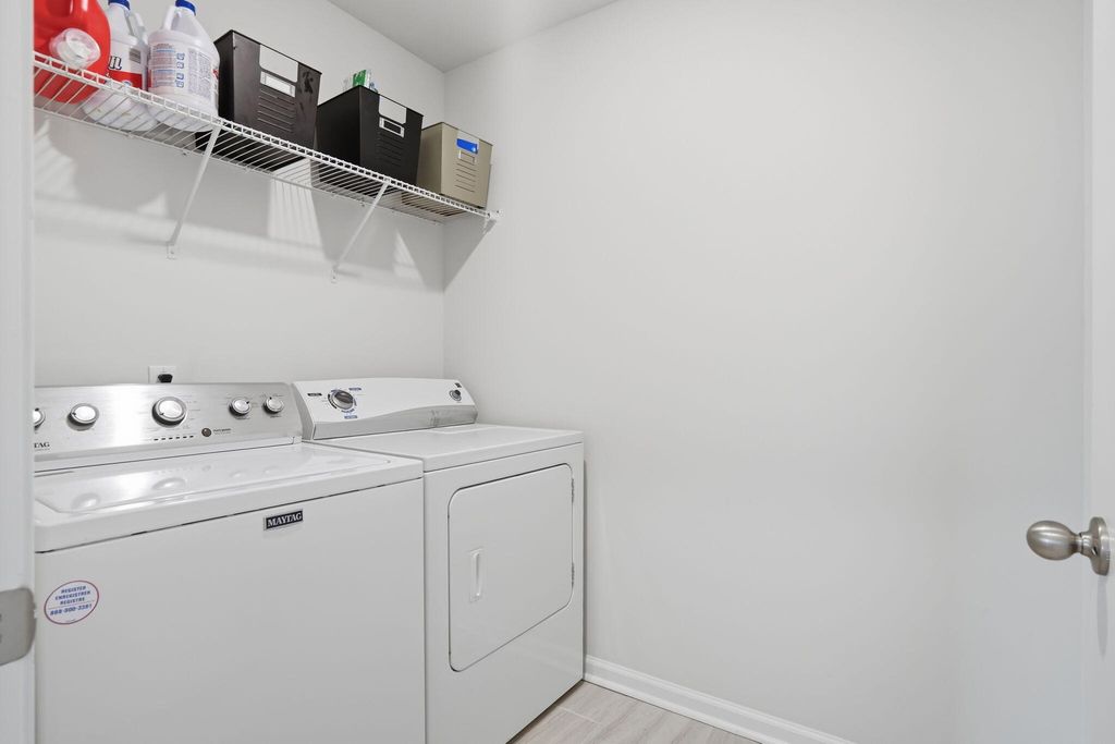 Image 25 of property listing at 3822 Sawmill Court, Mount Pleasant, SC 29429