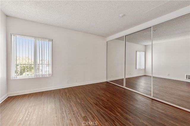 415 S Prospect Avenue 218, Redondo Beach, CA 90277