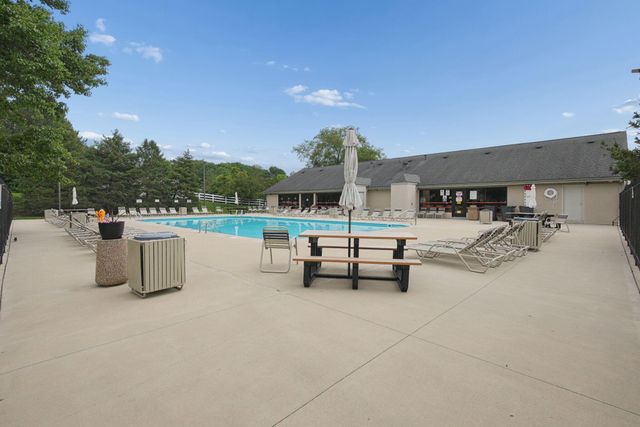 7429 Kirkdale Drive, 3C, Blacklick, OH 43004