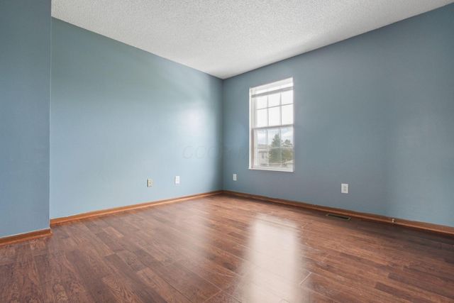 7429 Kirkdale Drive, 3C, Blacklick, OH 43004