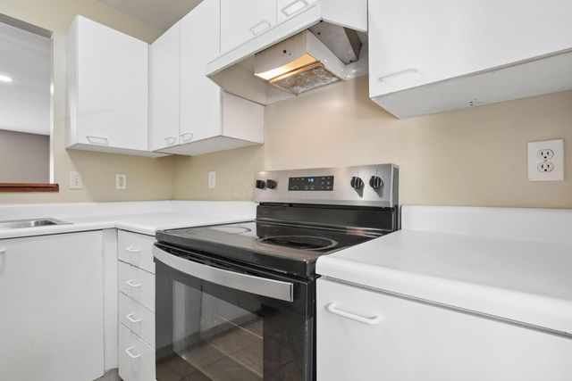 7429 Kirkdale Drive, 3C, Blacklick, OH 43004