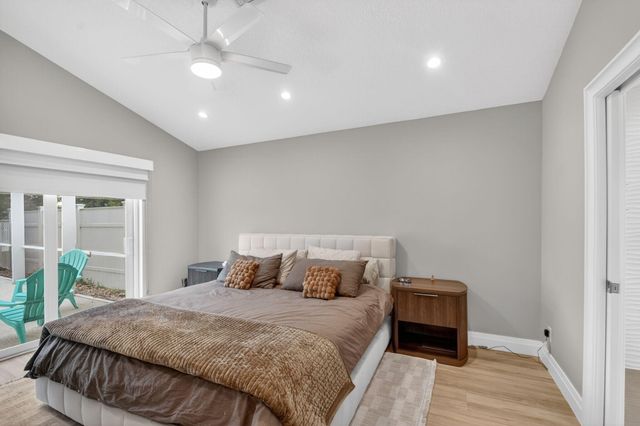 7070 Charleston Point Drive, Lake Worth, FL 33467