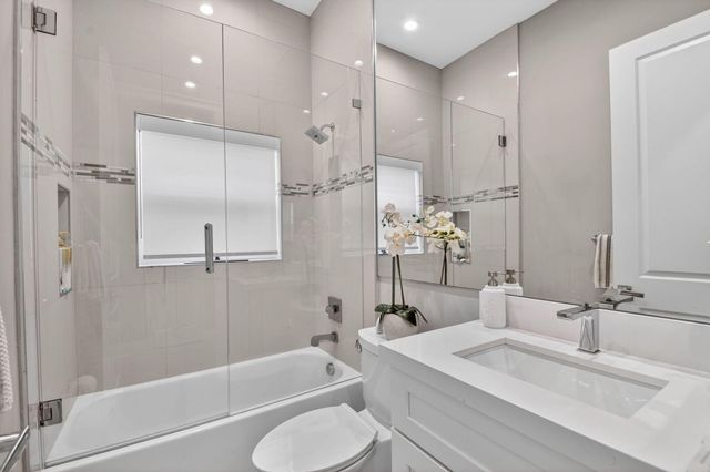 7070 Charleston Point Drive, Lake Worth, FL 33467