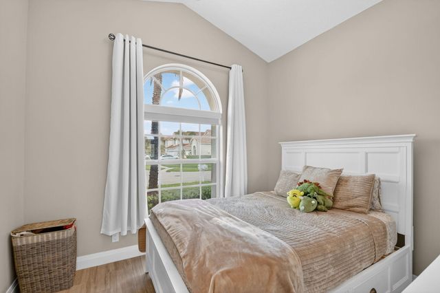 7070 Charleston Point Drive, Lake Worth, FL 33467