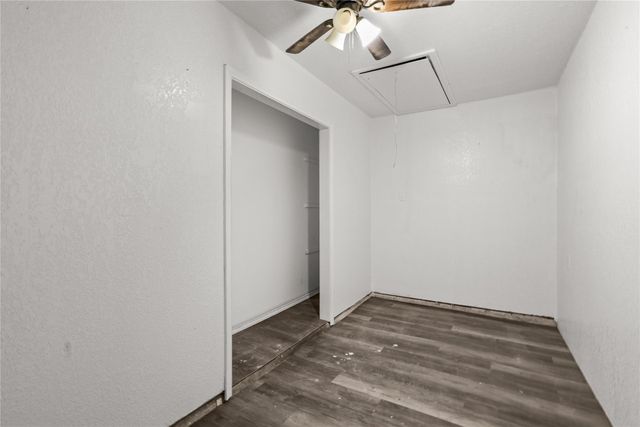 10027 Towne Mist Drive, Sugar Land, TX 77498