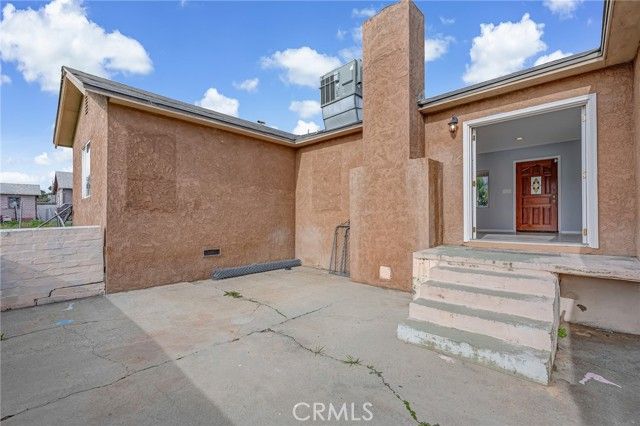 720 E George St, Banning, CA 92220