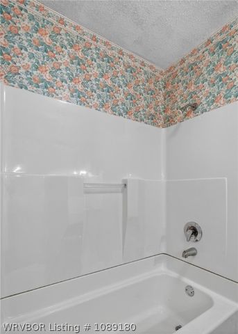 3 Hilltop Place, Van Buren, AR 72956