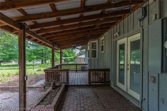 3 Hilltop Place, Van Buren, AR 72956