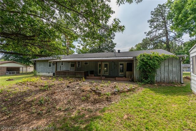 3 Hilltop Place, Van Buren, AR 72956