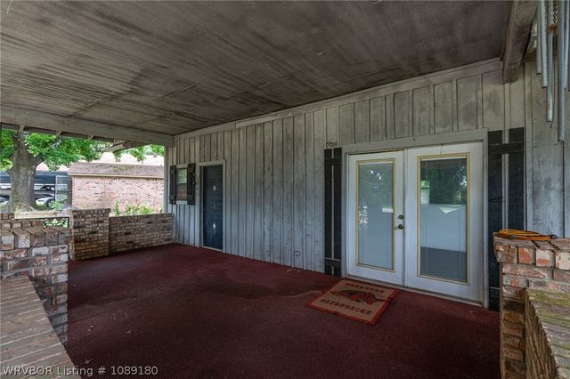 3 Hilltop Place, Van Buren, AR 72956