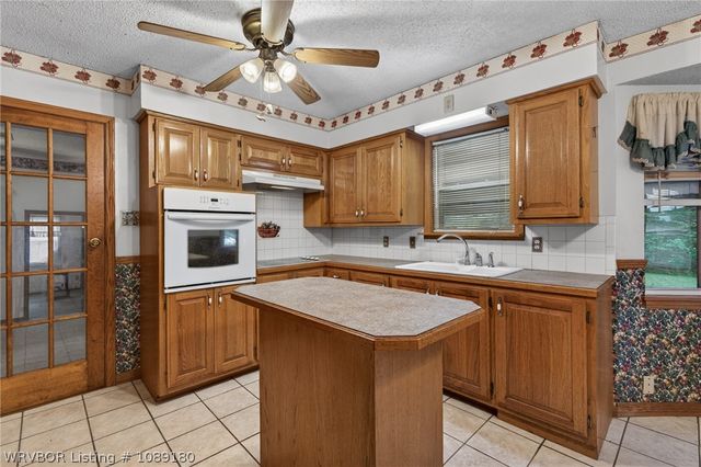 3 Hilltop Place, Van Buren, AR 72956