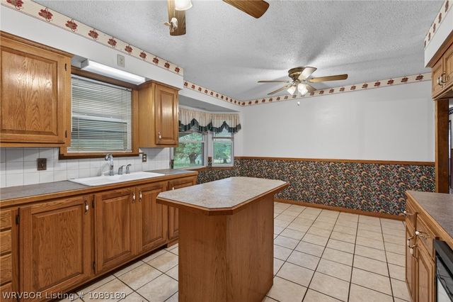 3 Hilltop Place, Van Buren, AR 72956