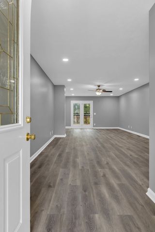 121 Buena Vista Ct, Nashville, TN 37218