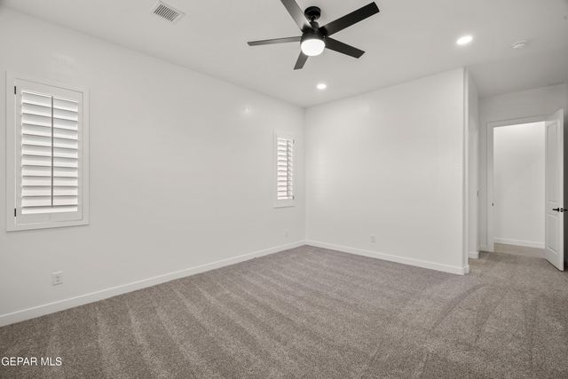 1817 Schyler Love Lane, El Paso, TX 79928