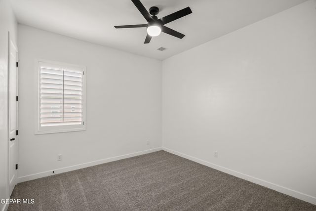 1817 Schyler Love Lane, El Paso, TX 79928