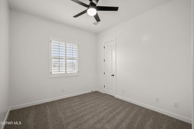 1817 Schyler Love Lane, El Paso, TX 79928