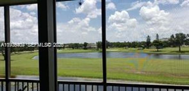 3100 W Rolling Hills Cir 308, Davie, FL 33328