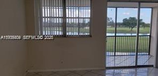 3100 W Rolling Hills Cir 308, Davie, FL 33328