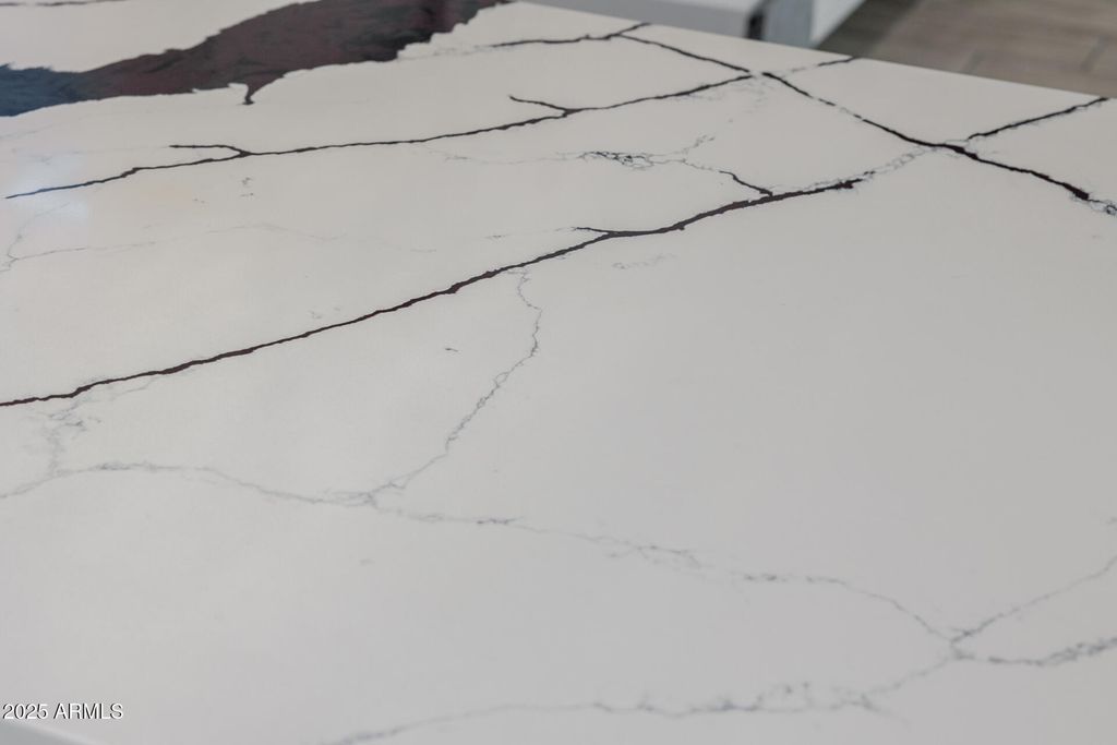 Image 21 of property listing at 11962 W BERKELEY Road, Avondale, AZ 85392