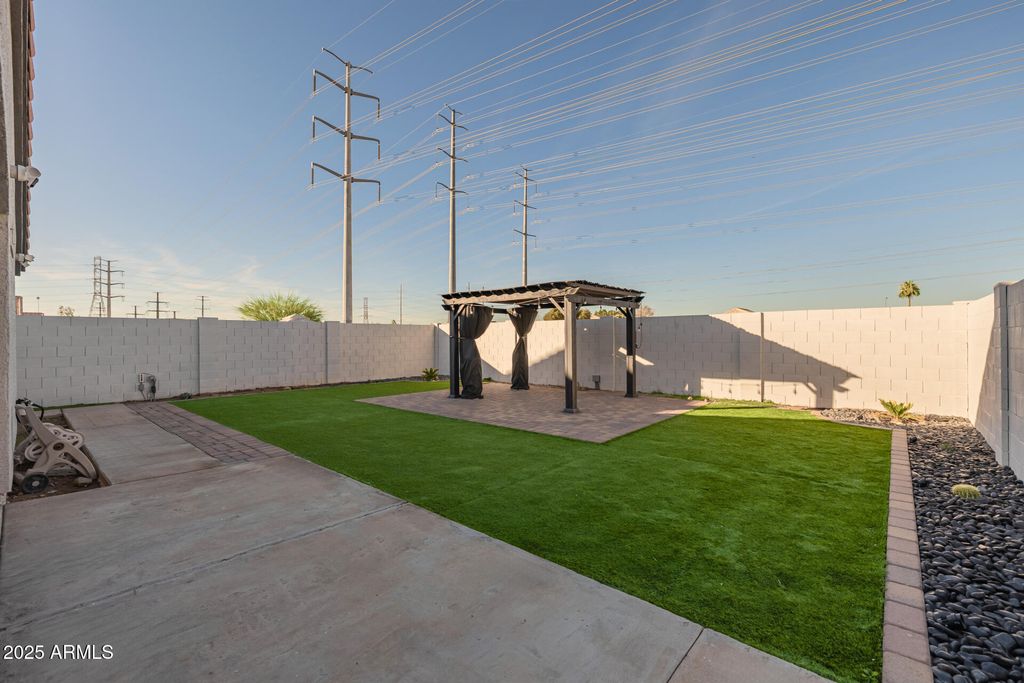 Image 47 of property listing at 11962 W BERKELEY Road, Avondale, AZ 85392