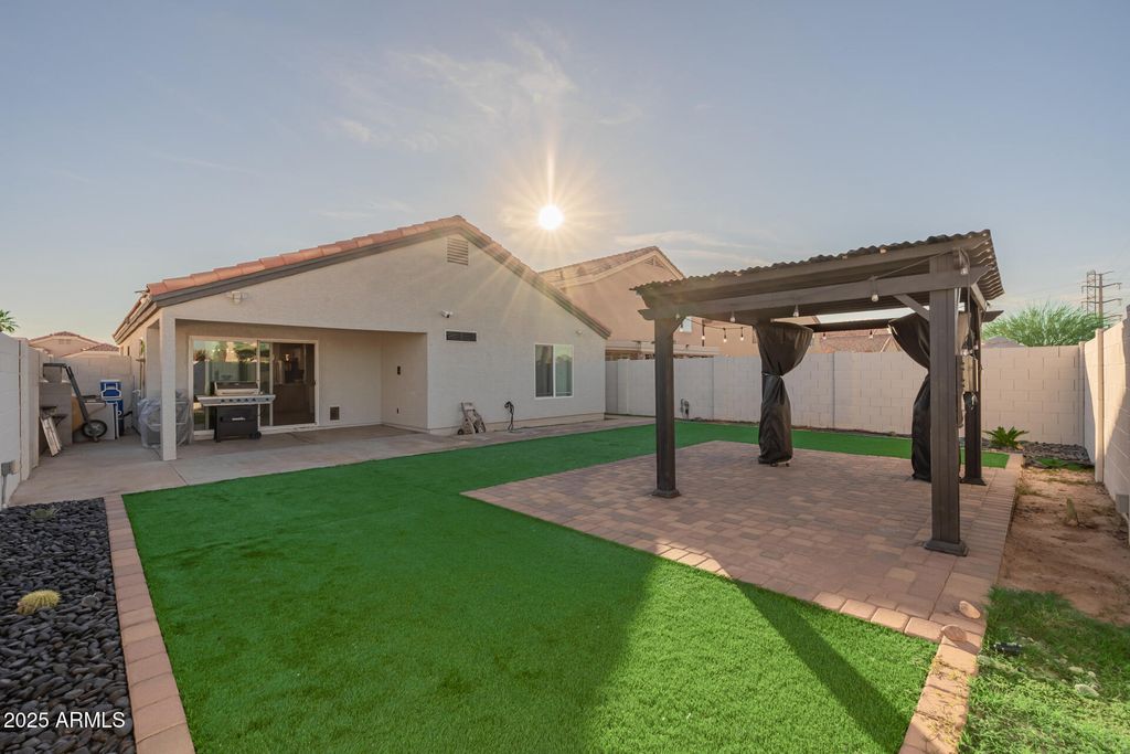 Image 48 of property listing at 11962 W BERKELEY Road, Avondale, AZ 85392