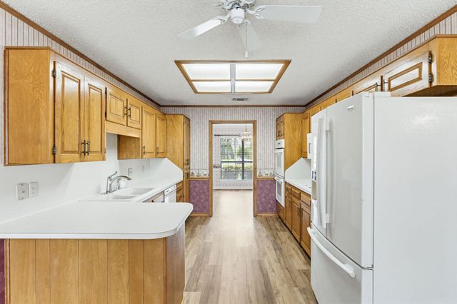 1313 Sparrow TRL, Copperas Cove, TX 76522