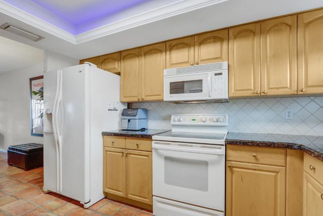 1025 Sugar Sands Boulevard 159, Singer Island, FL 33404