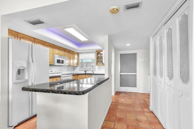 1025 Sugar Sands Boulevard 159, Singer Island, FL 33404