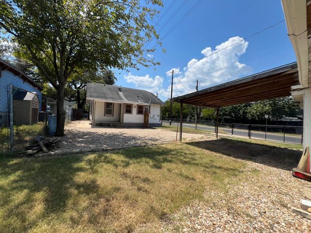 916 W Live Oak ST, Austin, TX 78704