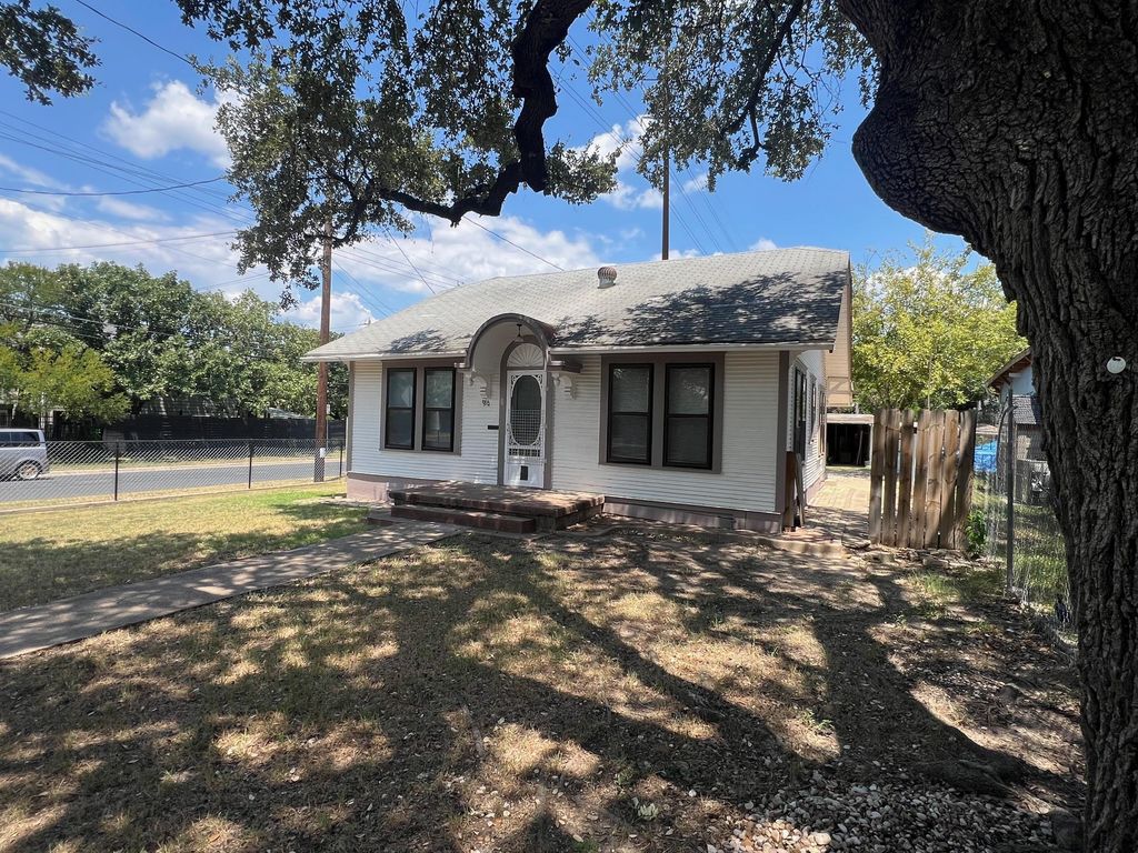 916 W Live Oak ST, Austin, TX 78704