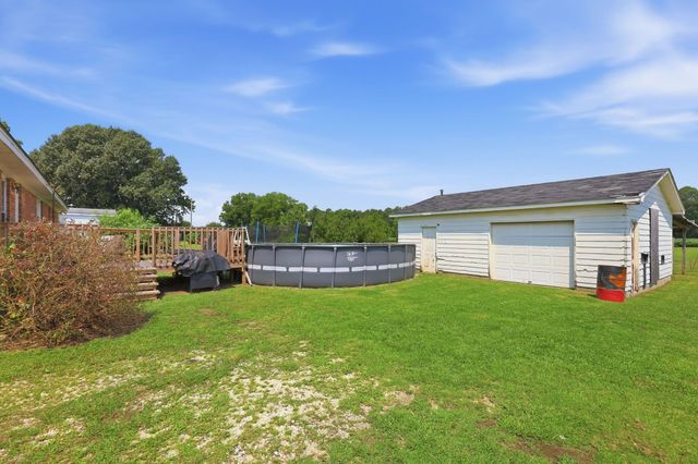 1967 Mt Olive Highway, Newton Grove, NC 28366
