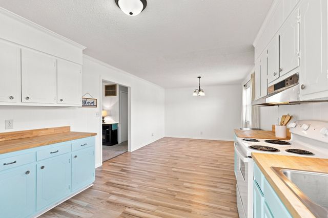 1967 Mt Olive Highway, Newton Grove, NC 28366