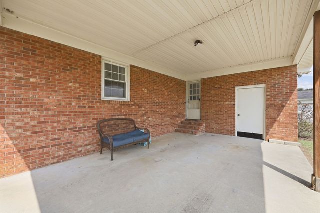 1967 Mt Olive Highway, Newton Grove, NC 28366
