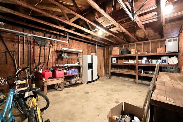 1967 Mt Olive Highway, Newton Grove, NC 28366