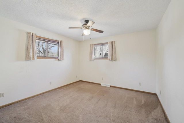 262 Cranbrook COURT, Nekoosa, WI 54457