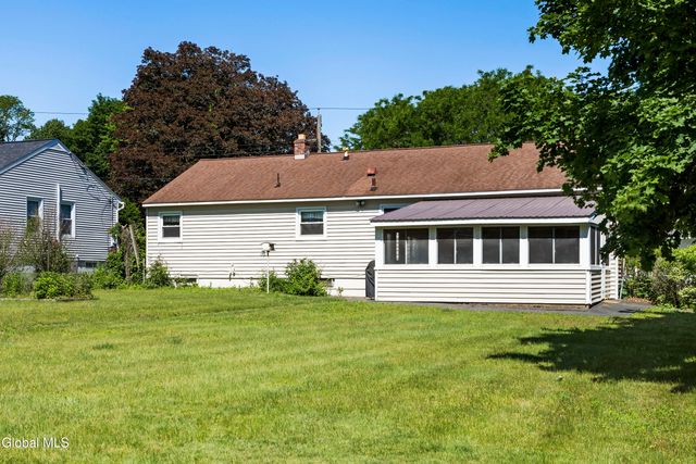 14 Concord Street, Scotia, NY 12302