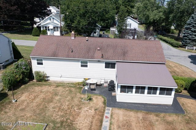 14 Concord Street, Scotia, NY 12302