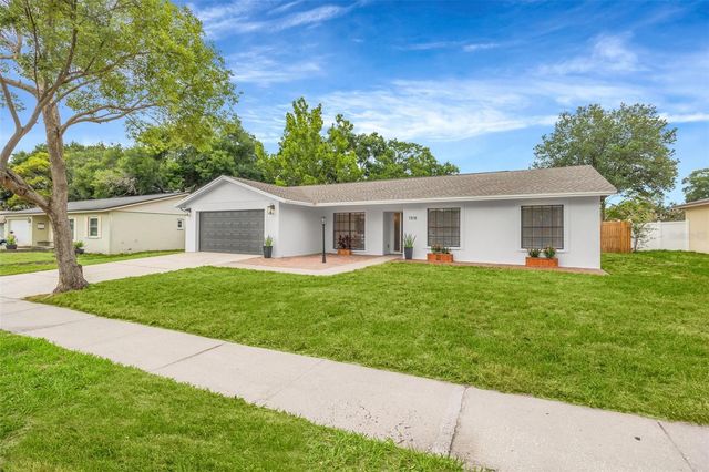 7818 CAPWOOD AVENUE, Tampa, FL 33637