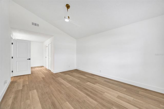 7818 CAPWOOD AVENUE, Tampa, FL 33637