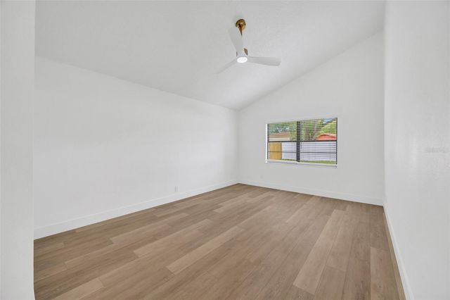 7818 CAPWOOD AVENUE, Tampa, FL 33637