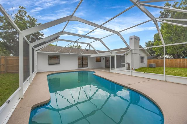 7818 CAPWOOD AVENUE, Tampa, FL 33637