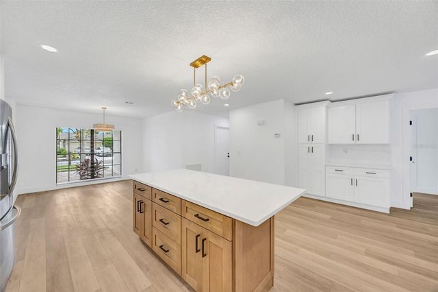 7818 CAPWOOD AVENUE, Tampa, FL 33637