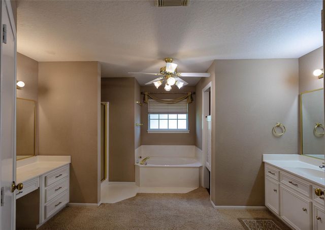 217 Tupelo Lane, Conroe, TX 77304