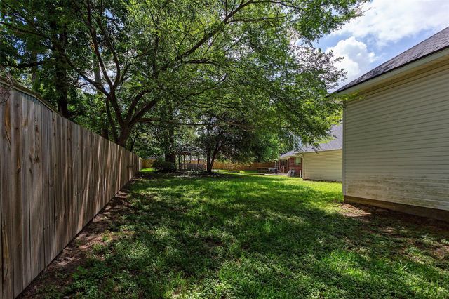 217 Tupelo Lane, Conroe, TX 77304