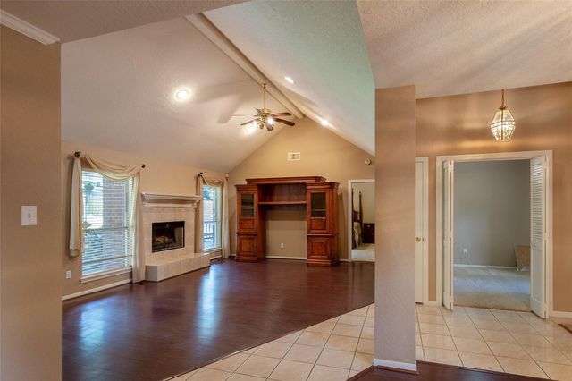 217 Tupelo Lane, Conroe, TX 77304