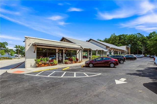 2537 Dresden Drive NE, Atlanta, GA 30341