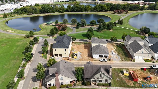 4 Lendon Park Drive, Huntsville, AL 35802