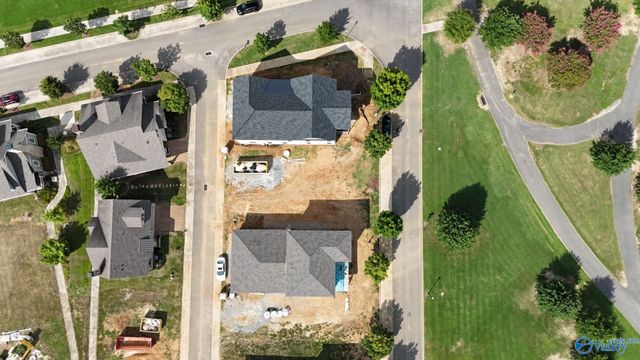 4 Lendon Park Drive, Huntsville, AL 35802