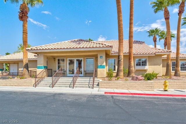 9275 Silver Arrow Court, Las Vegas, NV 89117